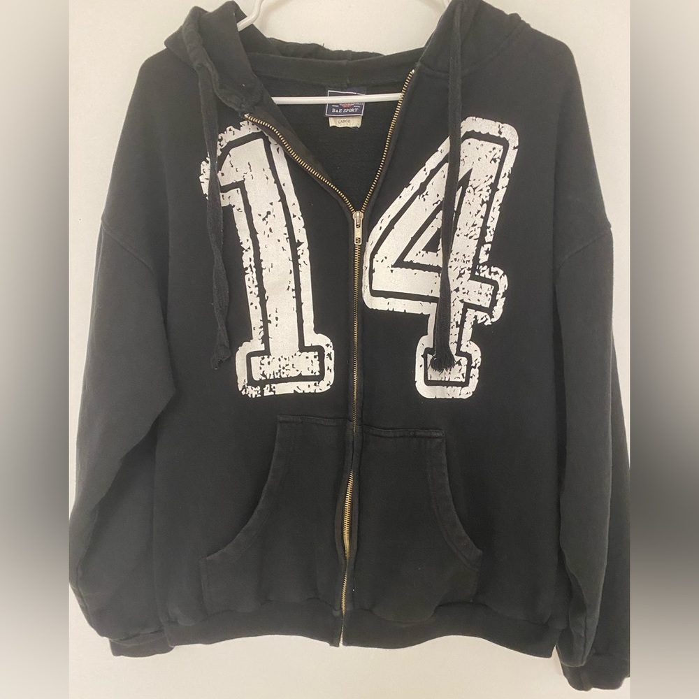 Men’s Black zip Front 14 Sweatshirt/Hoodie